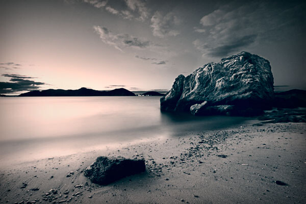 Lees Beach Rock Sunset Aji Copy