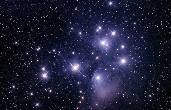 Pleiades_M45.jpg