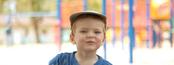 fast-lens-child.jpg