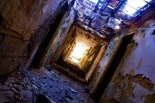 How to Photograph Abandoned Places