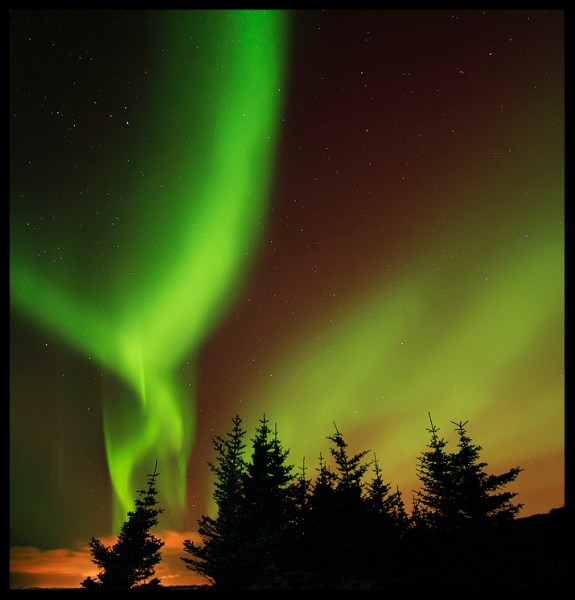 northern-lights-photography-tips-1 Skywatching Pinetrees - by Orvaratli