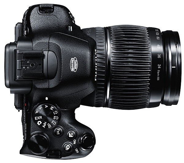 Fujifilm-X-S1_UP_24mm.jpg
