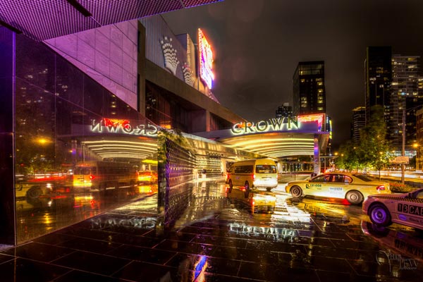 Photography of the Melbourne casino in the rain 