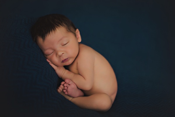 Newborn photography tips 02