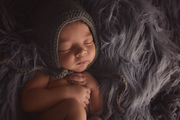 Newborn photography tips 03