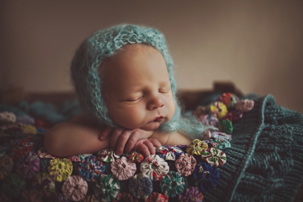 Newborn photography tips 07
