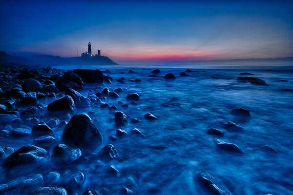 Montauk Point, NY. EOS 5D Mark II with EF 17-40 f/4L. 15 seconds at f/11, ISO 800.