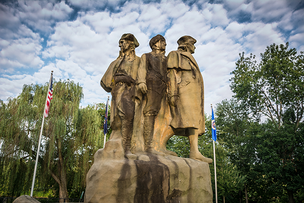 The Postcard: The Start Westward Monument in Marietta, Ohio.  (18mm 1/80th of a second at f/5, ISO 100)