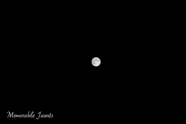 Moon Photography on a clear night sky Memorable Jaunts Lifestyle Photographer Naperville Illinois