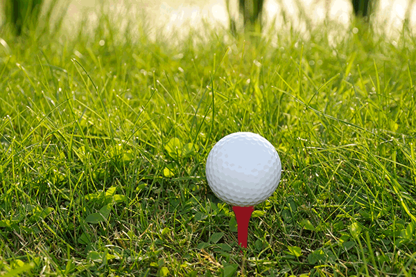 4 Lighting Effects You Can Create in Photoshop 8 Animated gif of golf ball with Lens Flare
