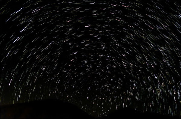 http://digital-photography-school.com/wp-content/uploads/2015/04/Pic-07-Star-Trails…-A-merge-of-18-shots-each-at-30-sec.jpg