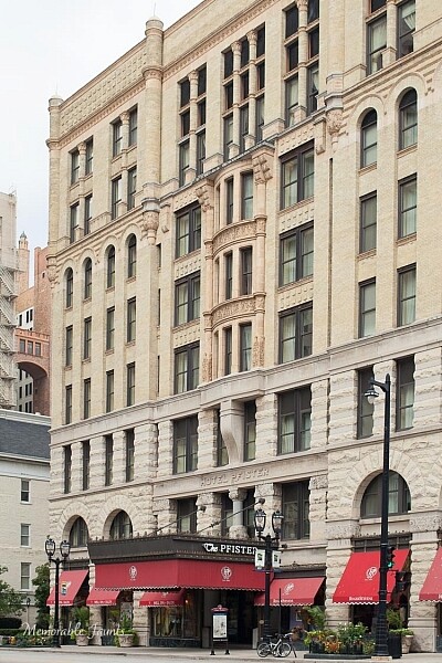 Memorable Jaunts Urban Photography Article for Digital Photography School Pfister Hotel Downtown Milwaukee