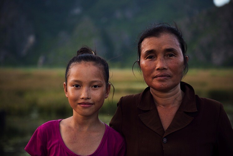 2PortraitOfLocals.jpg 2PortraitOfLocals