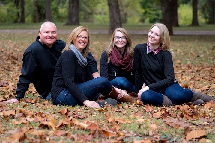 have-your-photo-taken-family-leaves