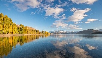 101-landscape-lightroom-presets-bg