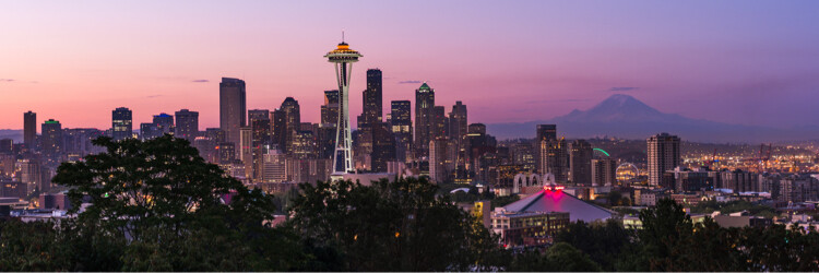 Sunrise view of Seattle, Washington and Mount Rainier