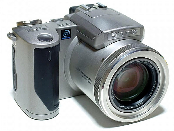 FujiFilm Finepix 4900Z