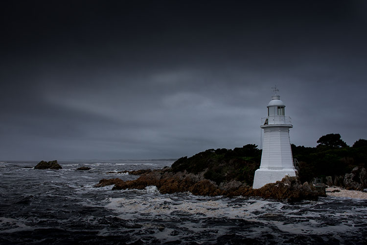 leannecole-winter-photography-hellsgate-lighthouse