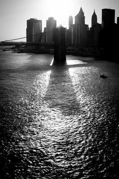 http://digital-photography-school.com/wp-content/uploads/2016/08/5-brooklyn_bridge_tower.jpg