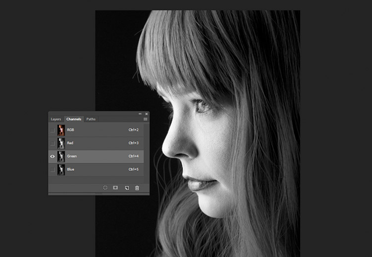 black-and-white-conversions-in-photoshop-channels-grenchannel
