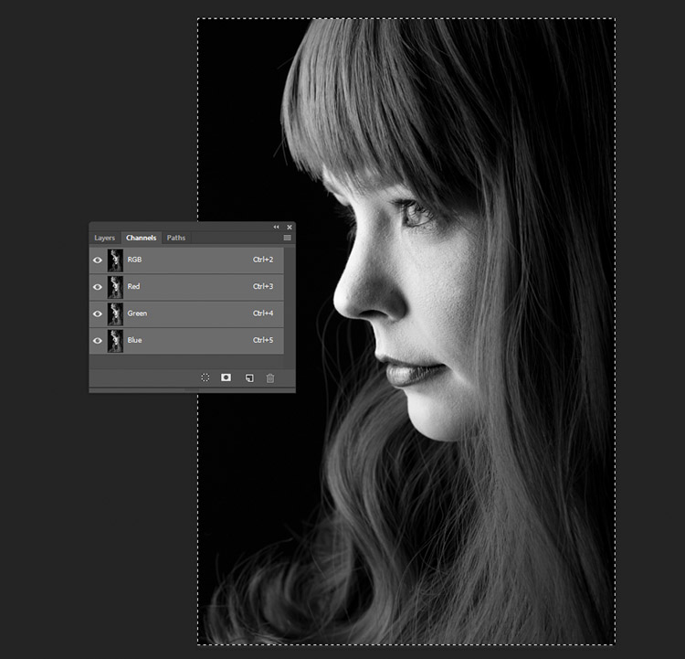 black-and-white-conversions-in-photoshop-channels-pasted