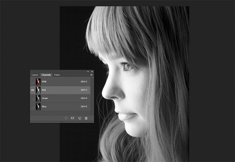 black-and-white-conversions-in-photoshop-channels-redchannel