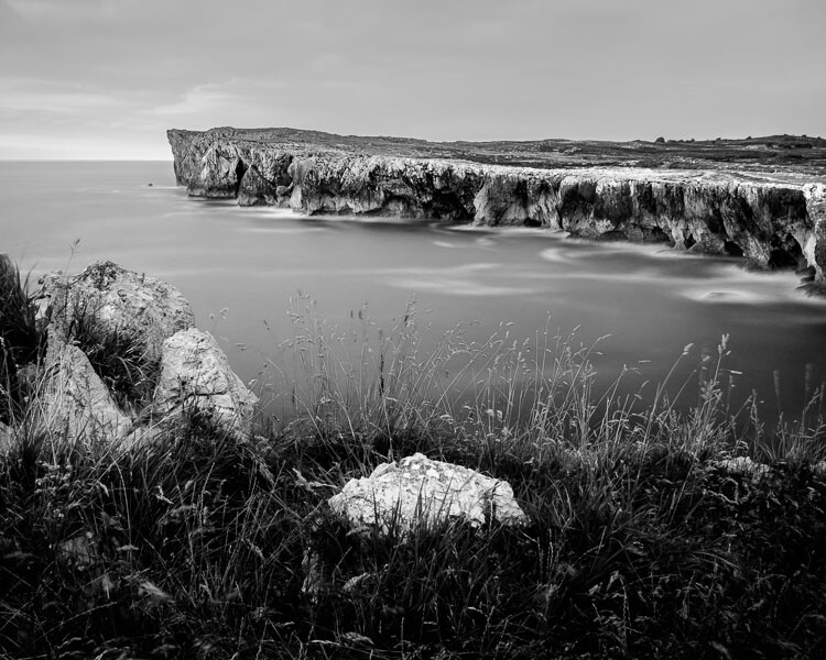 Black & white landscape in Lightroom