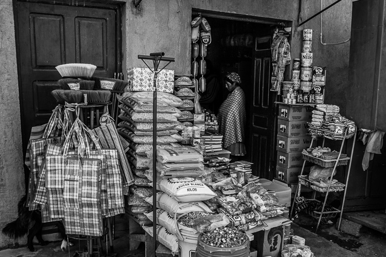 The Pros and Cons of Black & White Versus Color for Street and Travel Photography