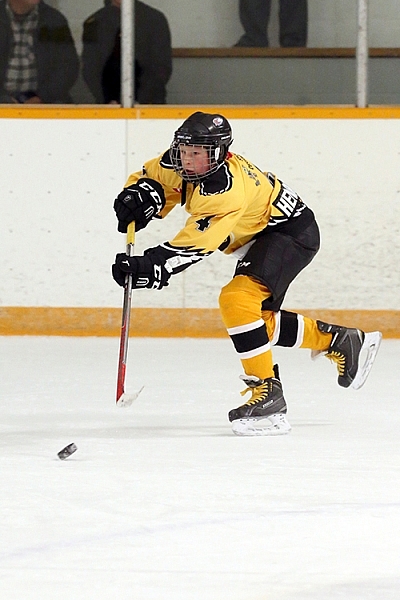 sports photography action hockey 