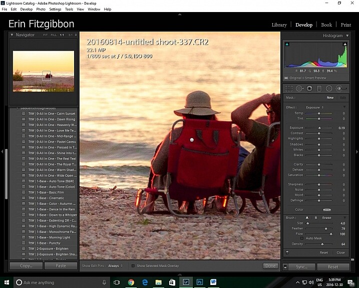 Lightroom features 1:1 preview window