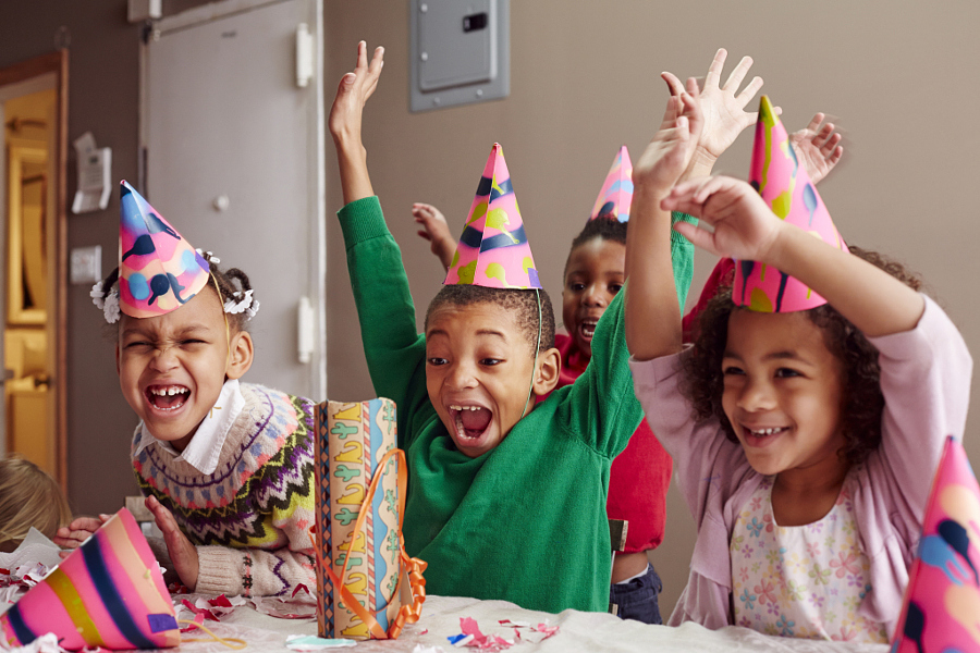 How to Photograph a Child's Birthday Party