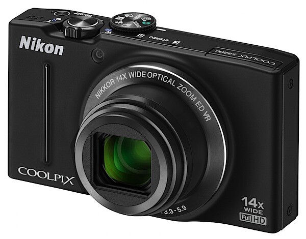 Nikon Coolpix S8200 Review