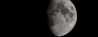 moon, moon photography, gibbous moon, how to