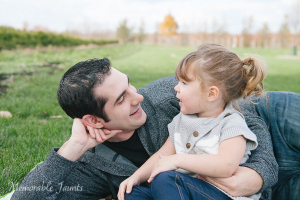 Capturing Conenctions in Family Portraits Article for DPS by Memorable Jaunts 05