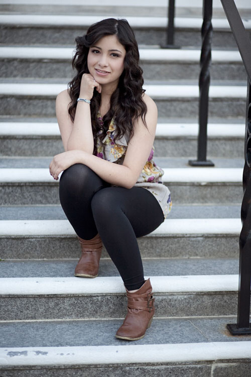 Tips for Posing People in Outdoor Portraits